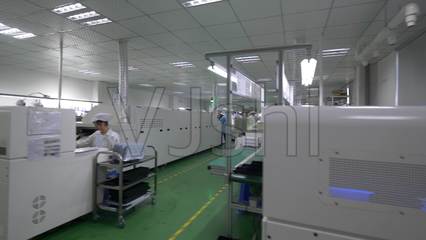 原創(chuàng)正版工業(yè)企業(yè)電子無塵車間_3840X2160_高清視頻素材下載(編號(hào):2940552)_實(shí)拍視頻